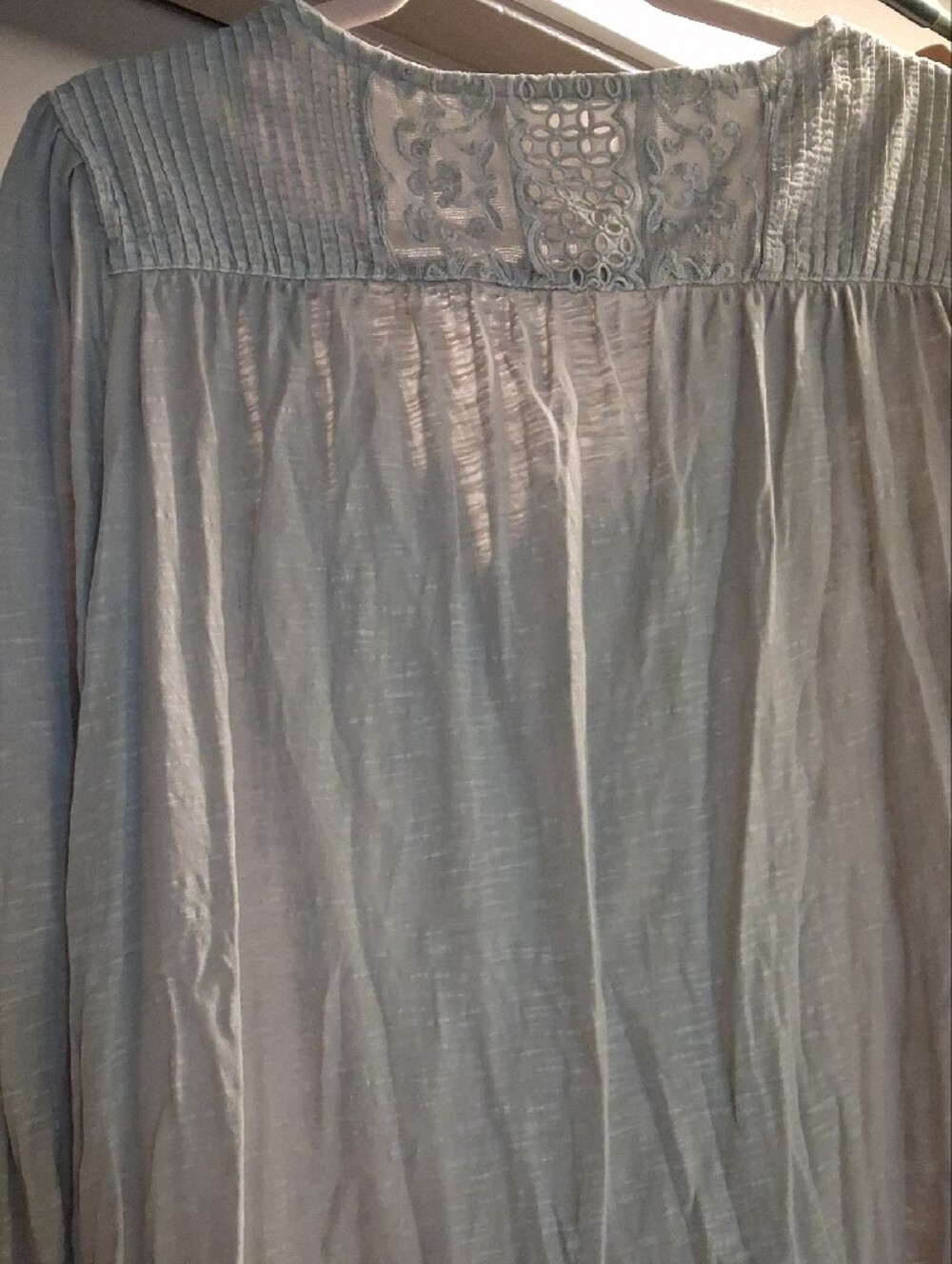 Soft Surroundings Light Gray Lace-Trim V-Neck Long Sleeve Blouse - Picture 3 of 4